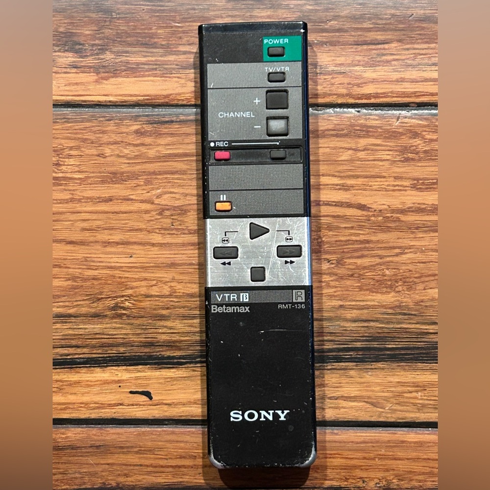 Sony RMT-136 Remote Control for Betamax Video Tape Recorder Player SL-100.